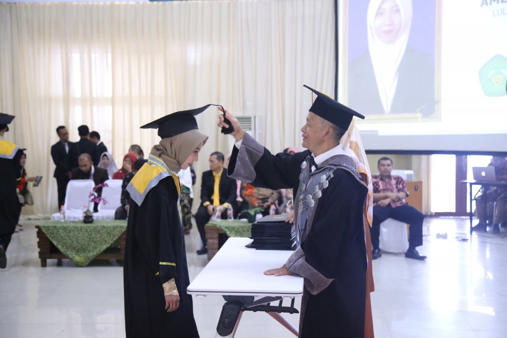 Wisuda Periode I Tahun Akademik Sesi Rektor Universitas