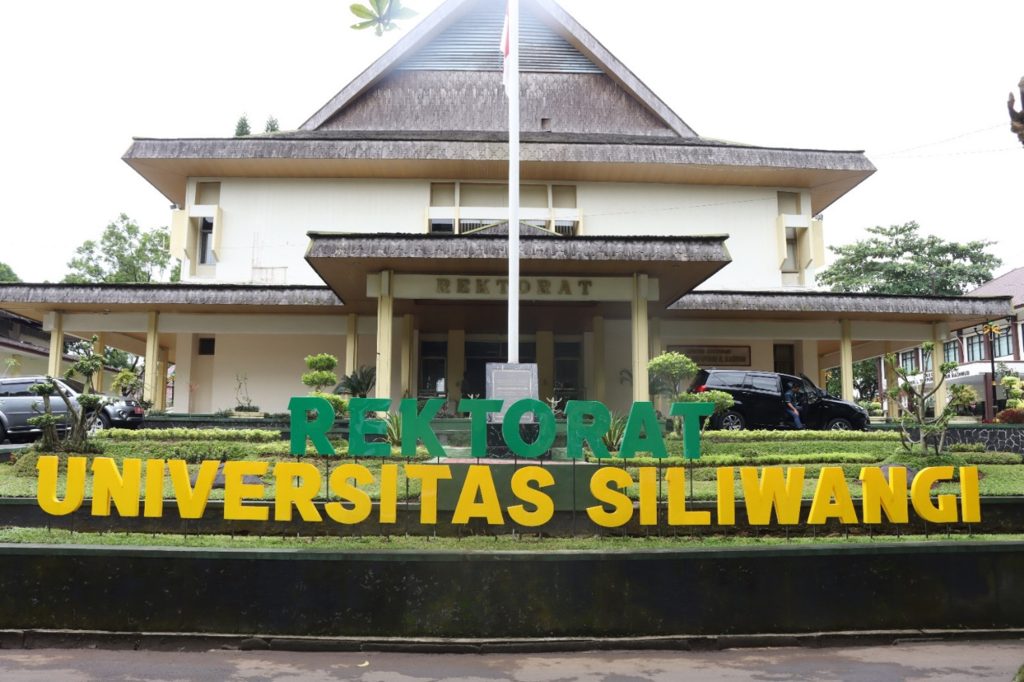 Transformasi Seleksi Penerimaan Mahasiswa Baru Pada Ptn Website Universitas Siliwangi 