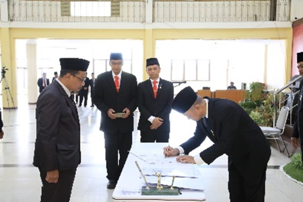 Rektor Unsil Kembali Melantik Dan Mengukuhkan 124 Dosen Dengan Tugas ...